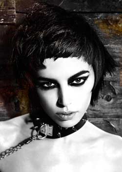 Immagine HAIRFASHION Lewis Moore B366-02.jpg