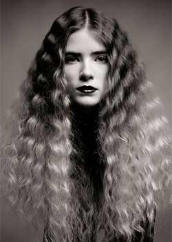 Immagine HAIRFASHION GORDON RITCHIE RitchiefromRainbowRoomsInternational-scottishcoll-426-08.jpg