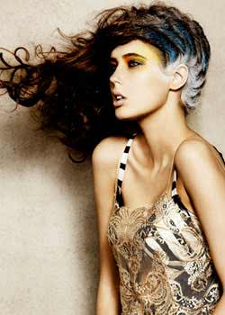 Immagine HAIRFASHION TRACEY HUGHES TraceyHughes-Kooky-315-05.jpg